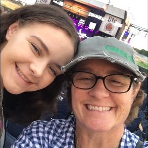 Meet your Posher, Tracy d